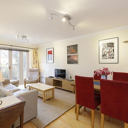 Beautiful Flat With Terrace Daire Londra Dış mekan fotoğraf