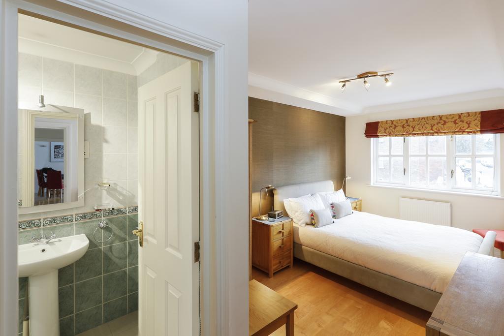 Beautiful Flat With Terrace Daire Londra Dış mekan fotoğraf